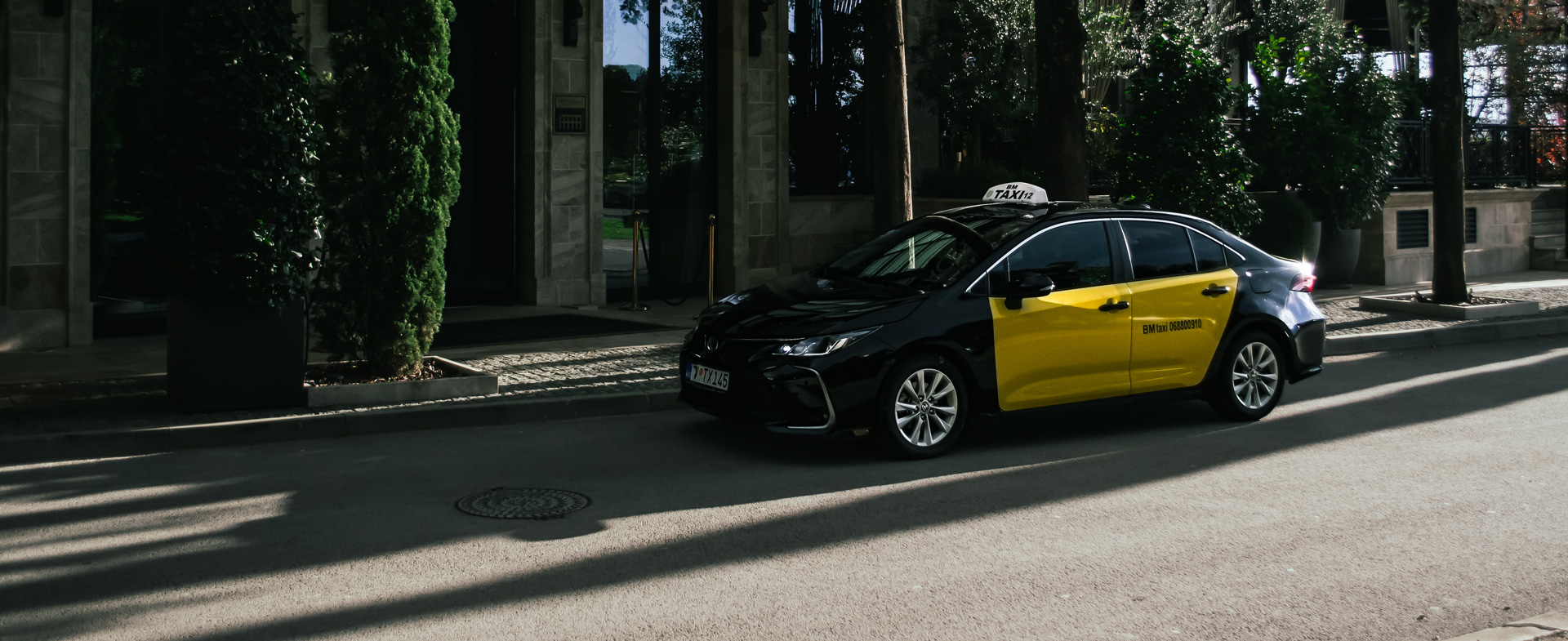 Taxi in front of hotel